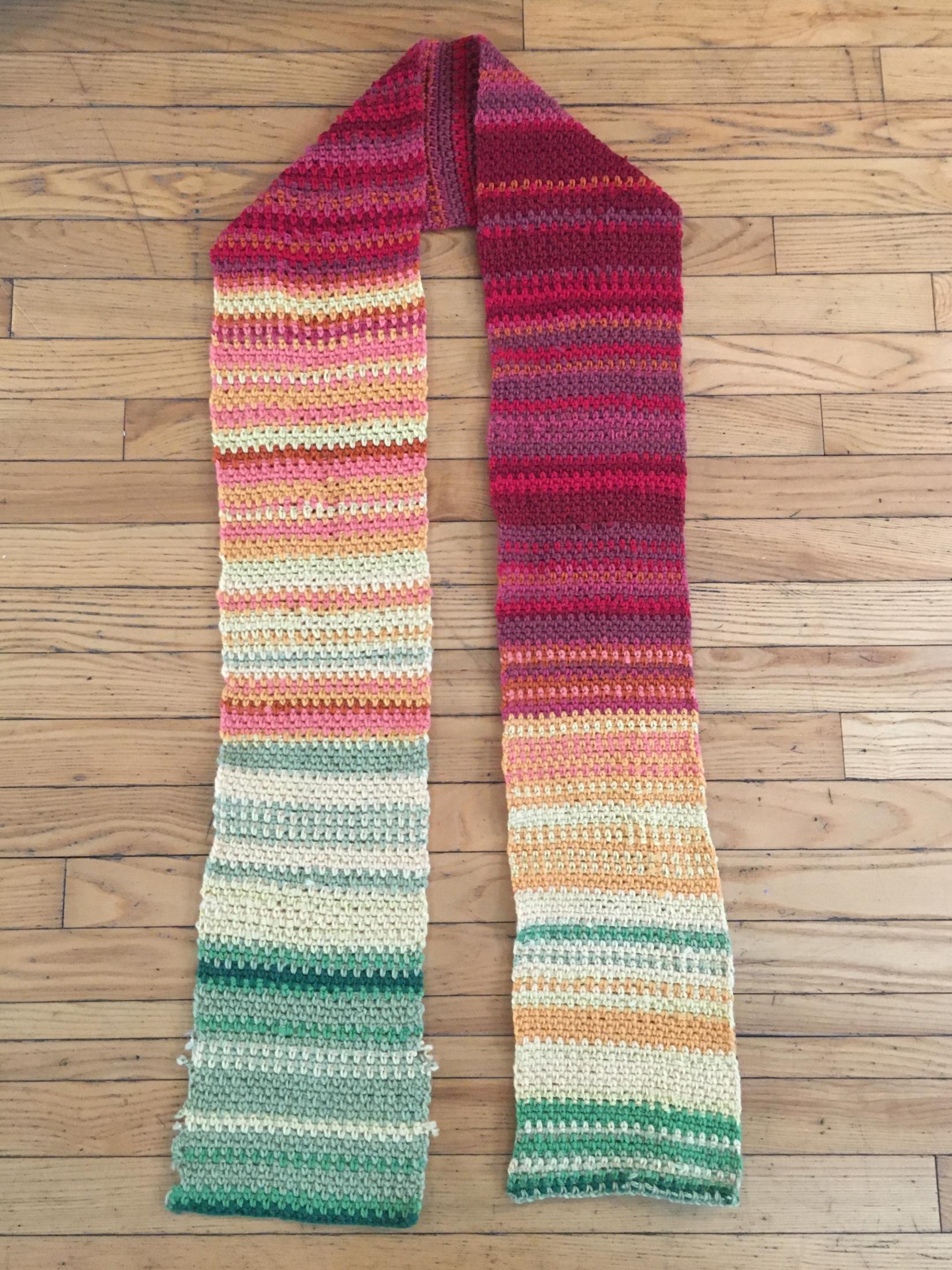 Scarf representing the daily temperatures of Davis throughout the year