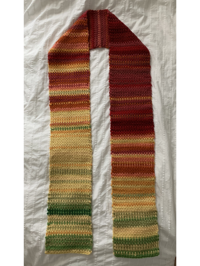 Scarf representing the daily temperatures of Davis throughout the year