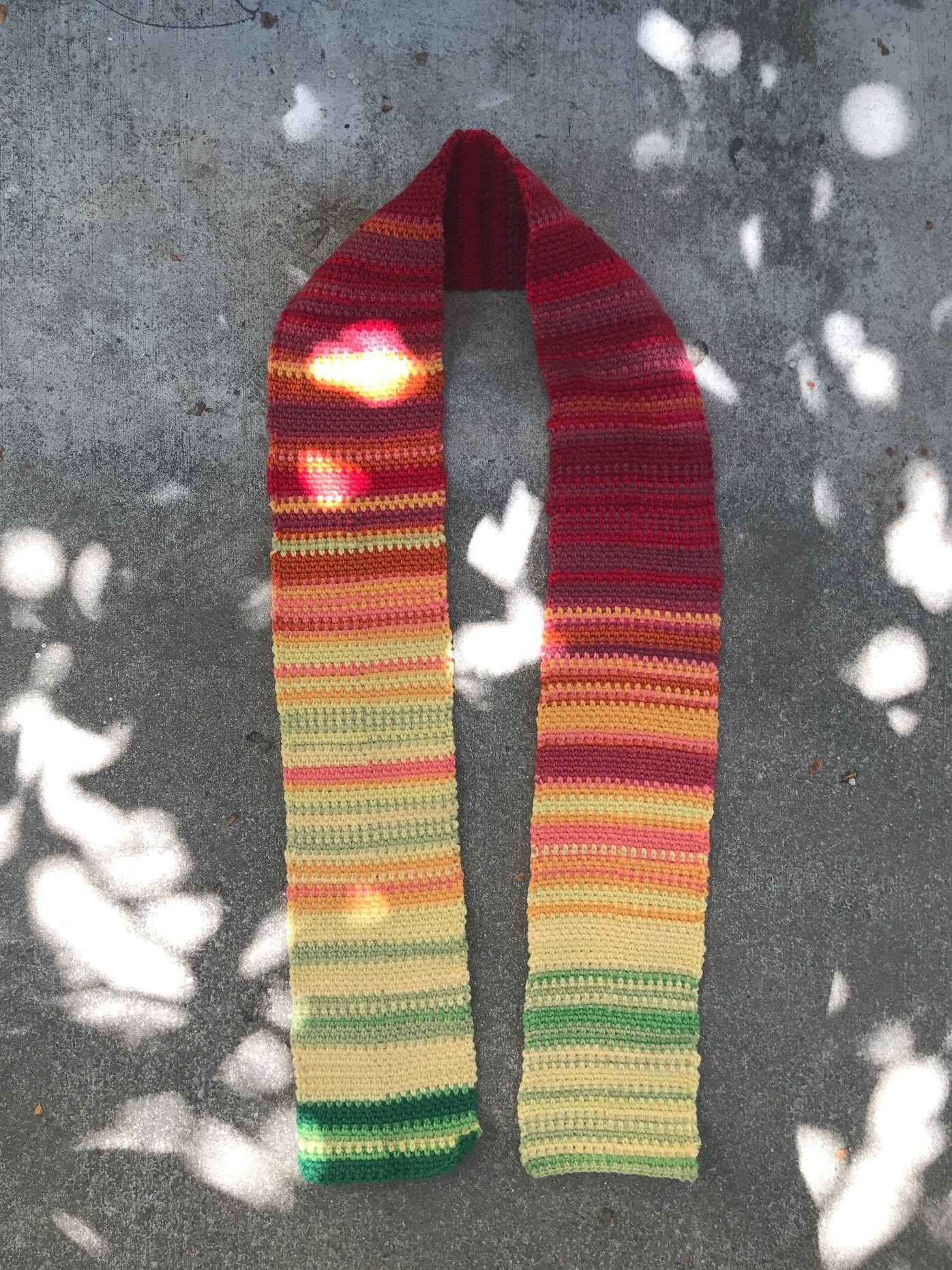 Scarf representing the daily temperatures of Davis throughout the year