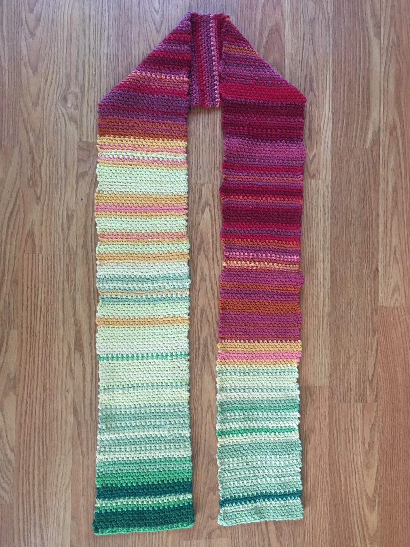 Scarf representing the daily temperatures of Davis throughout the year