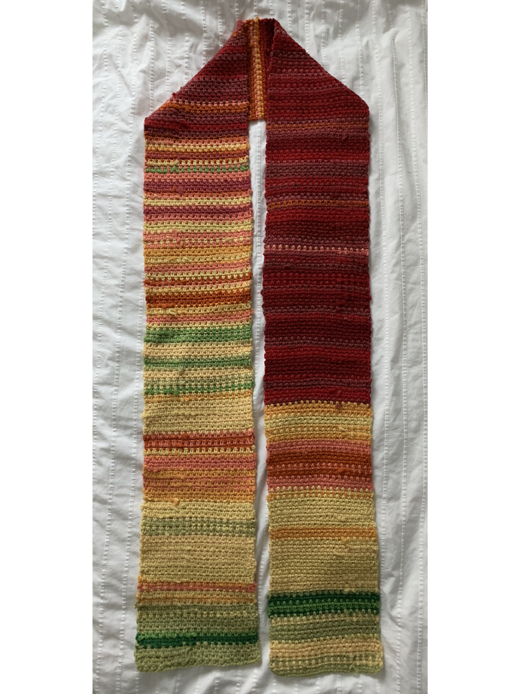 Scarf representing the daily temperatures of Davis throughout the year