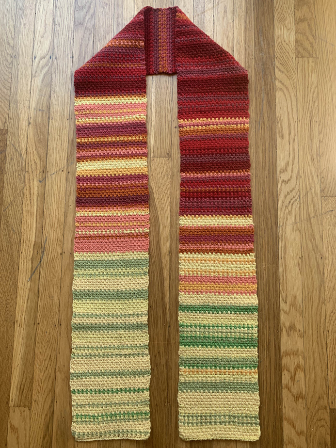 Scarf representing the daily temperatures of Davis throughout the year